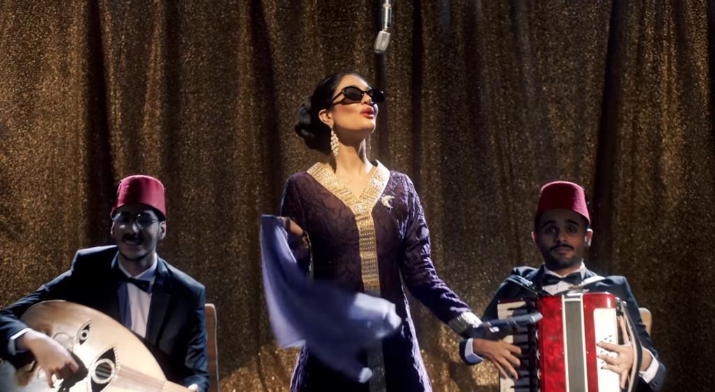 بالبيت، لي عندك يوصل البيت