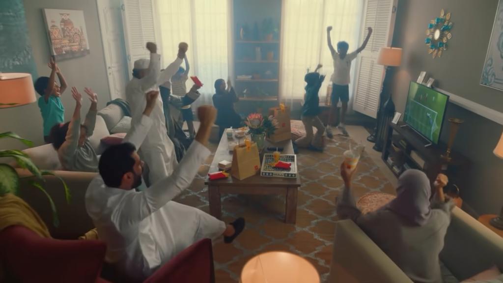 حب الكورة يجمعنا