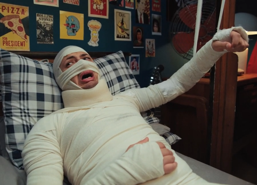 العمر مش بعزقة