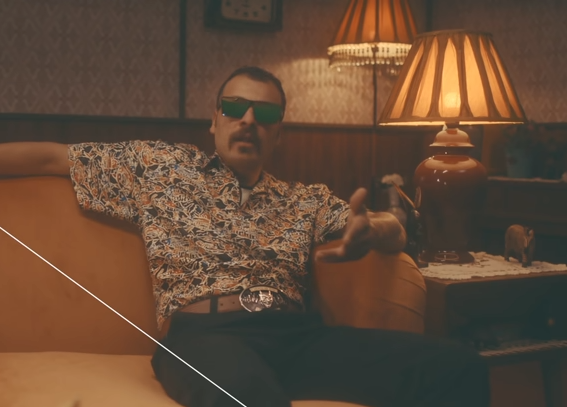 الكل يستحق هدية