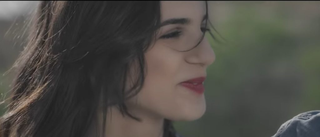 عيش الانترنات