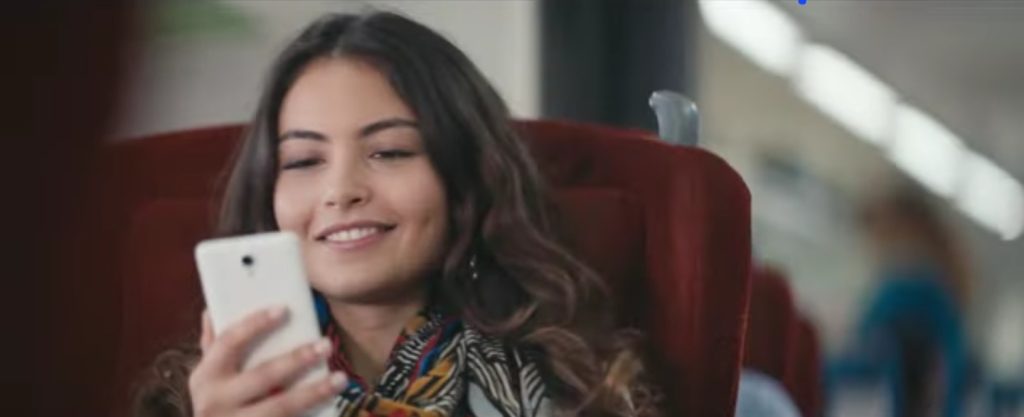 الانترنات متسمية علينا