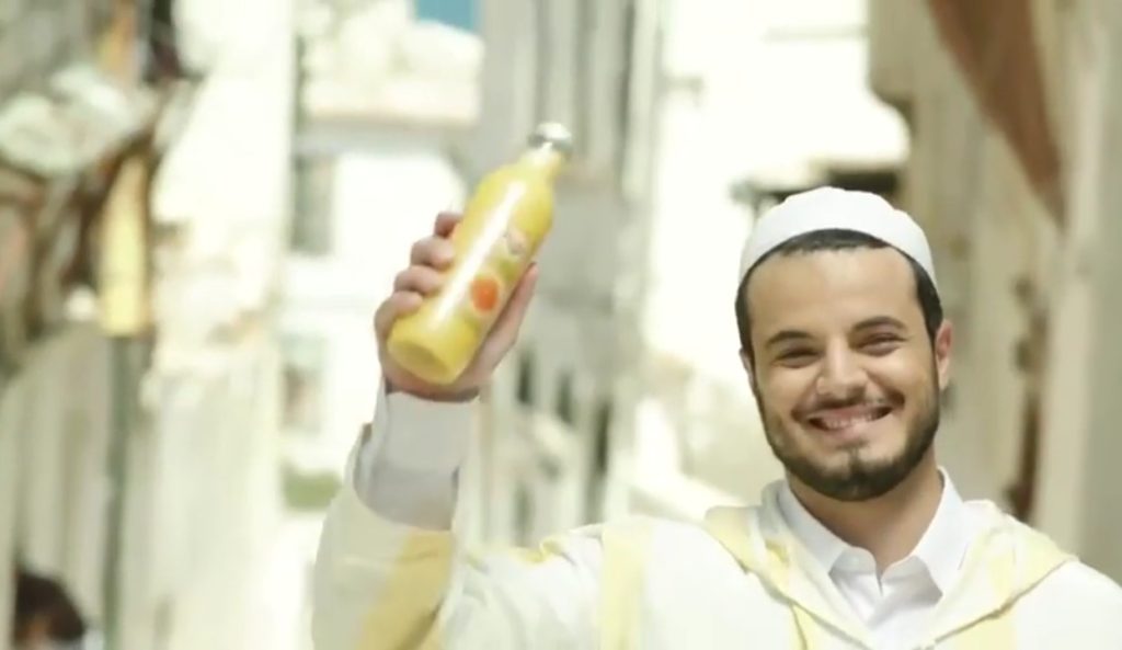 تحلى الحياة