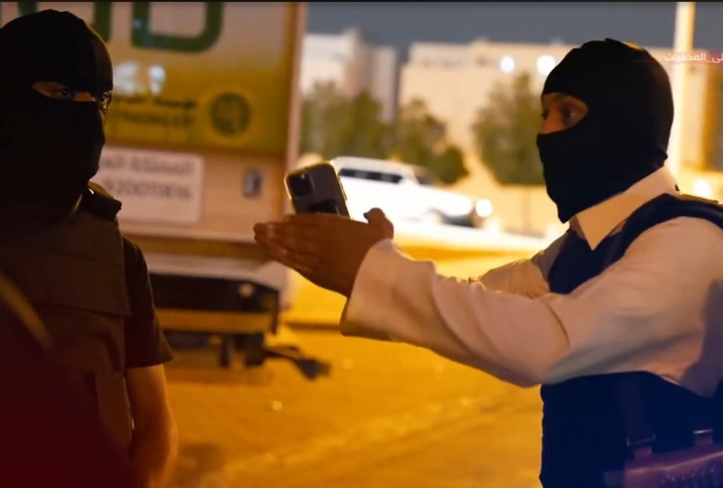 بلغ عنهم