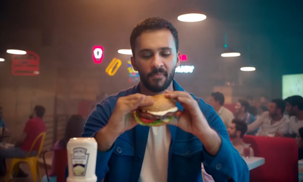 خليك لعيب
